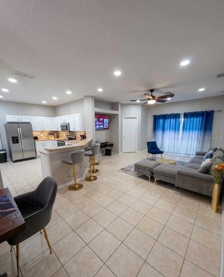 HIGH GROVE - Residential Lease