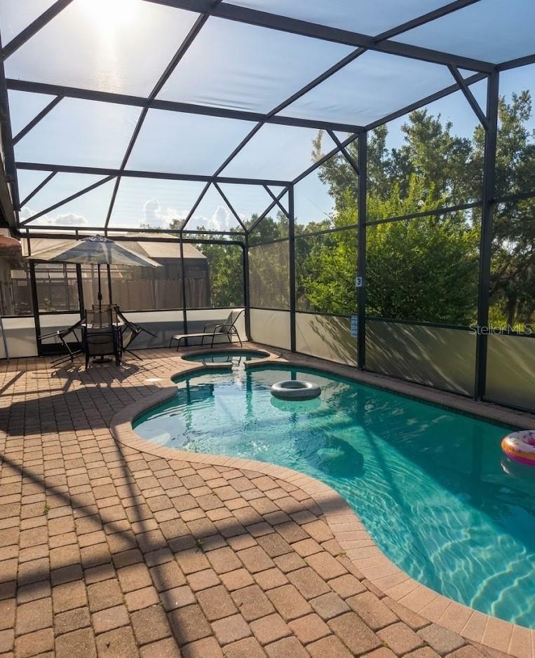 HIGH GROVE - Residential Lease