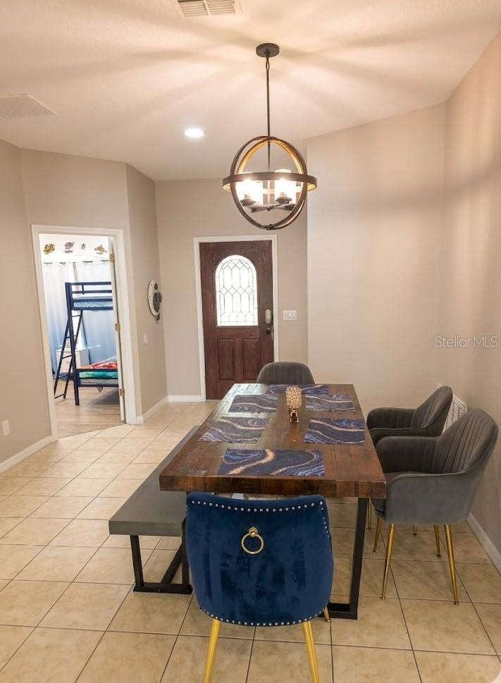 HIGH GROVE - Residential Lease