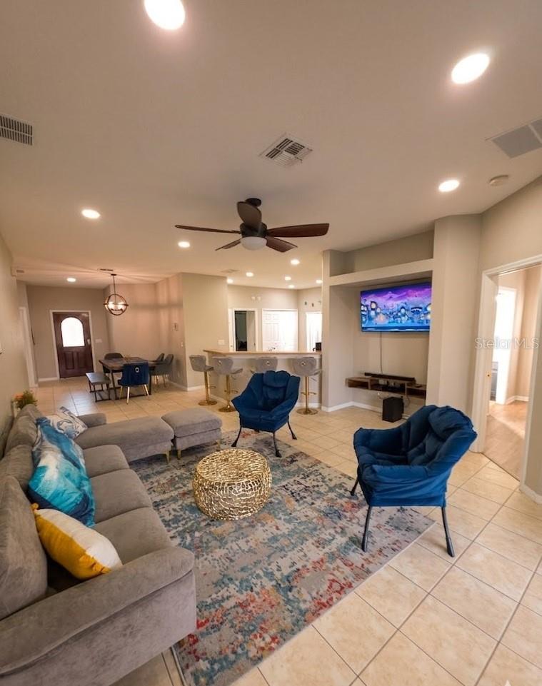 HIGH GROVE - Residential Lease