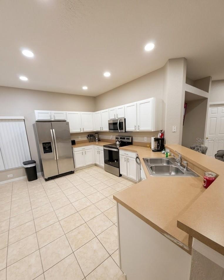 HIGH GROVE - Residential Lease