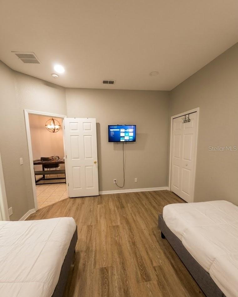 HIGH GROVE - Residential Lease