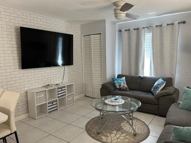 BEVERLY HEIGHTS SUB - Residential Lease