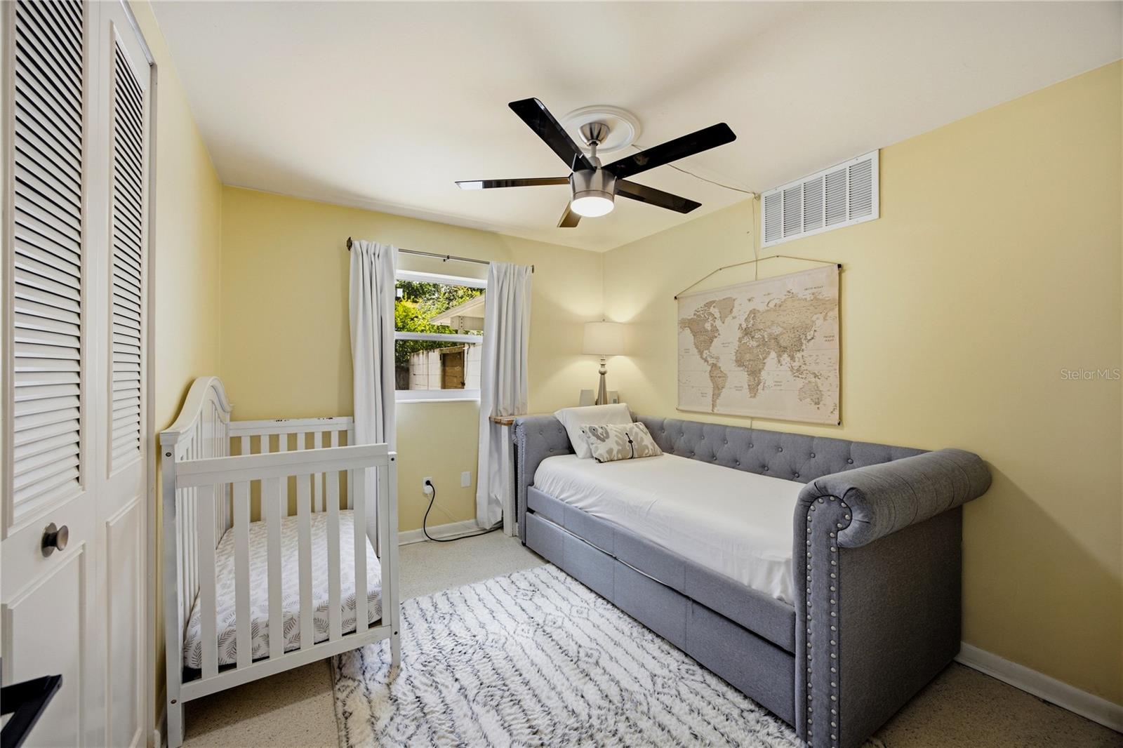 PALM VIEW ESTATES - Residential