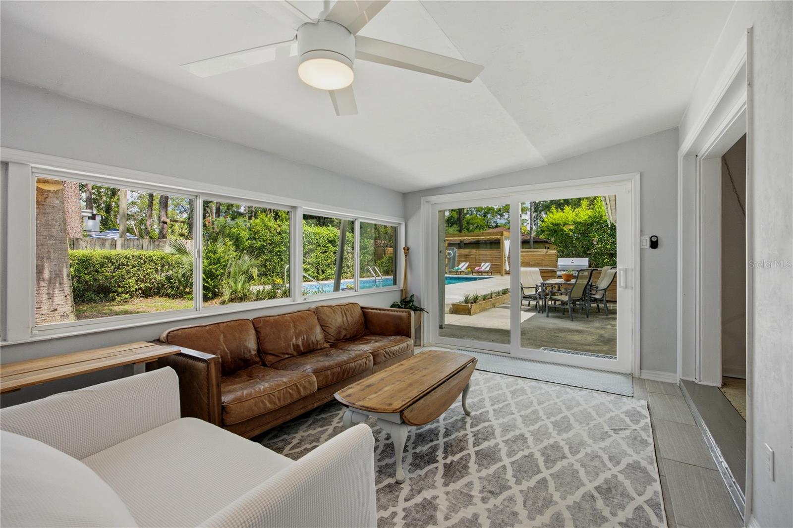 PALM VIEW ESTATES - Residential