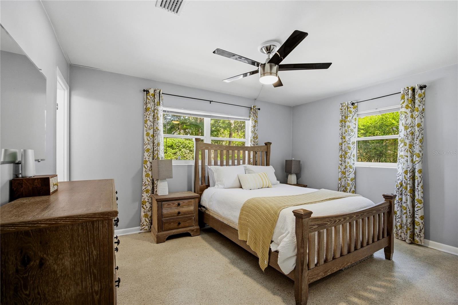 PALM VIEW ESTATES - Residential