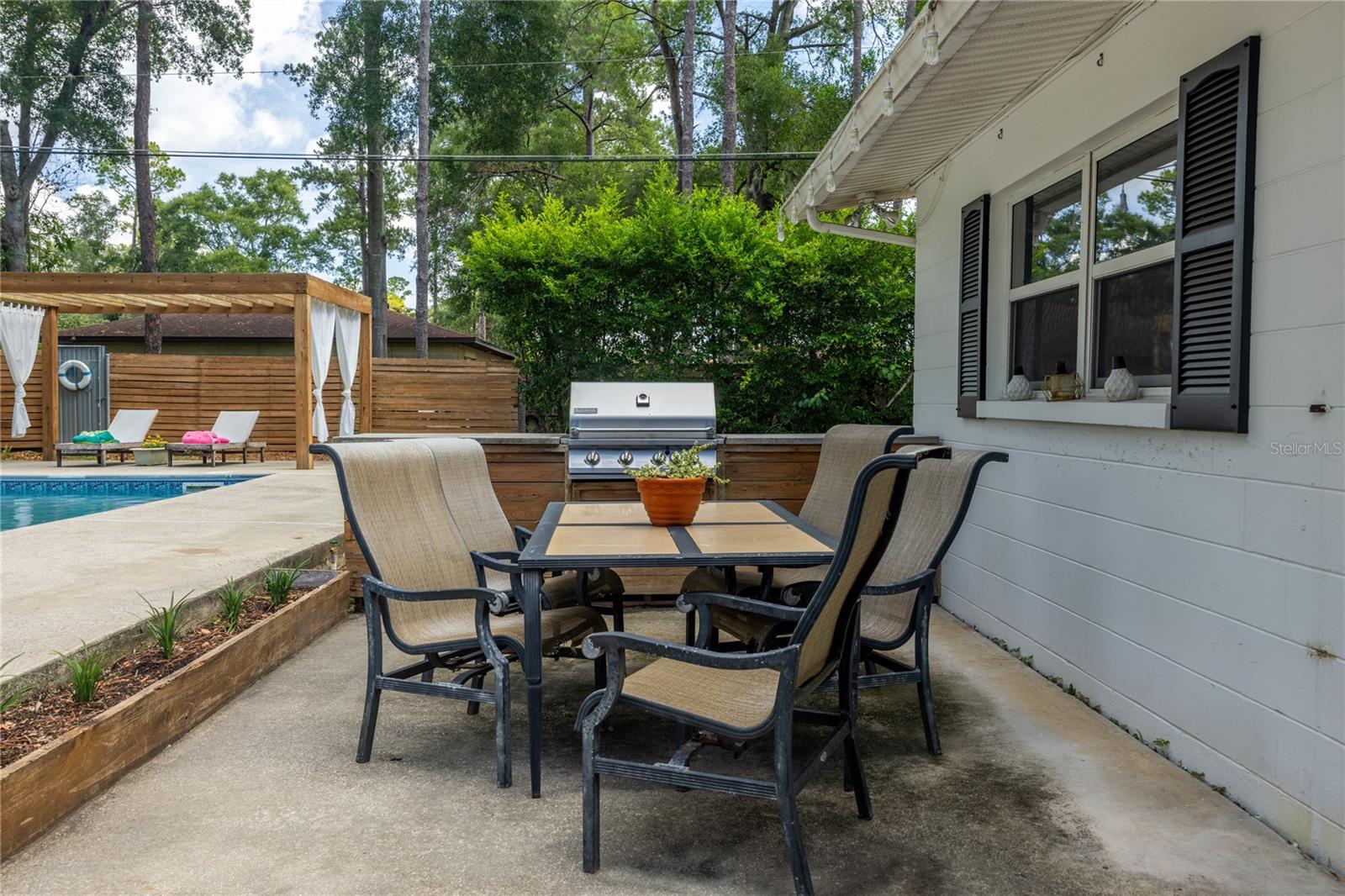 PALM VIEW ESTATES - Residential