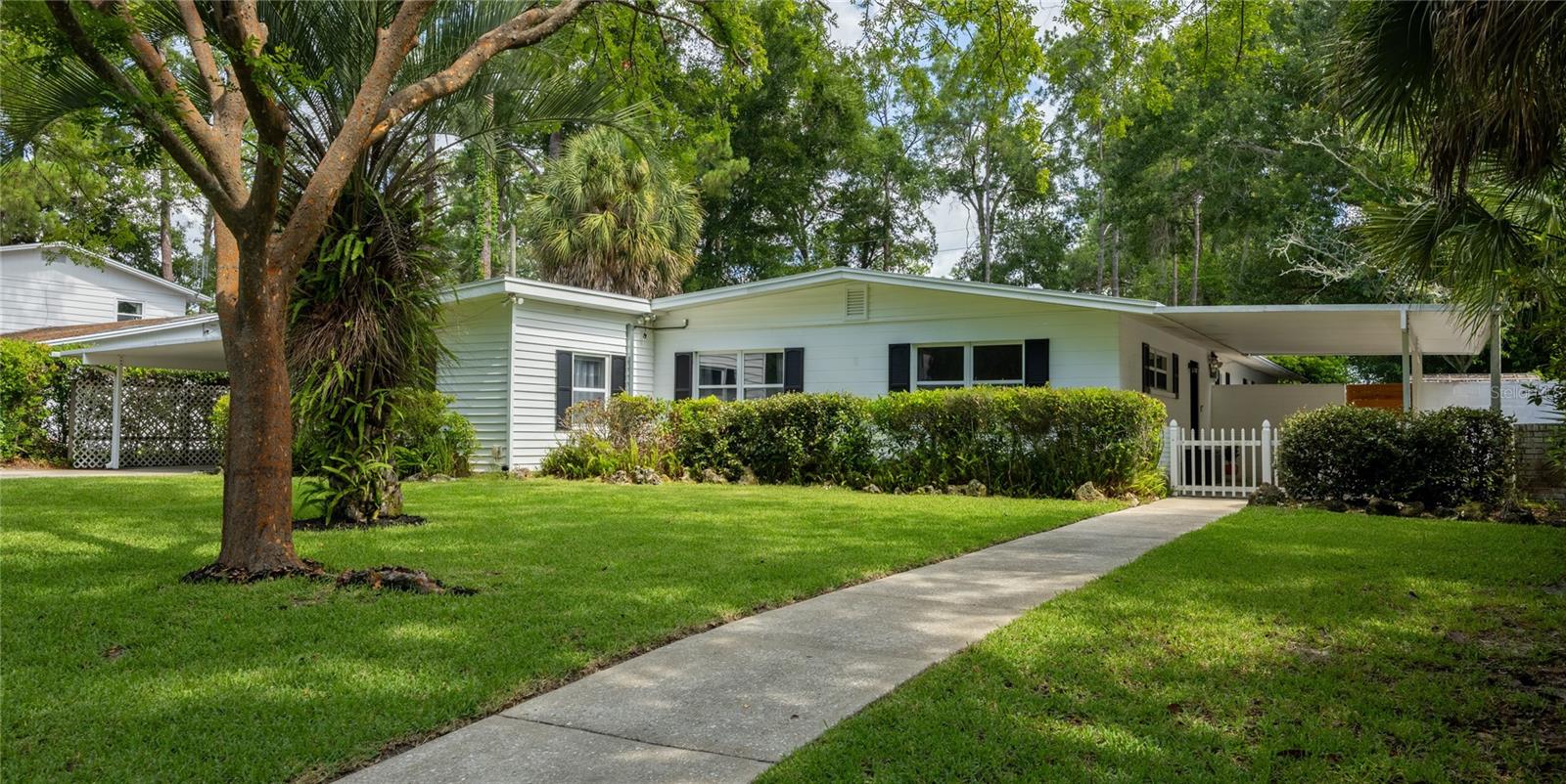 PALM VIEW ESTATES - Residential