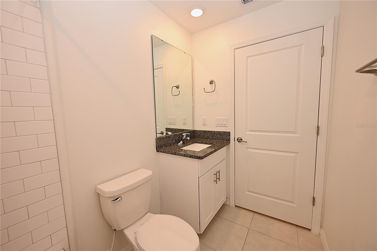 SADDLE CREEK - Residential Lease