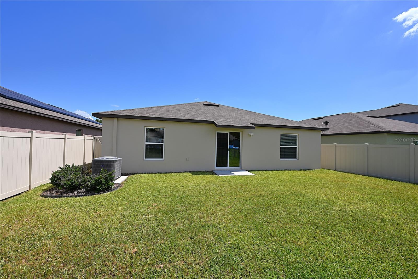 SADDLE CREEK - Residential Lease