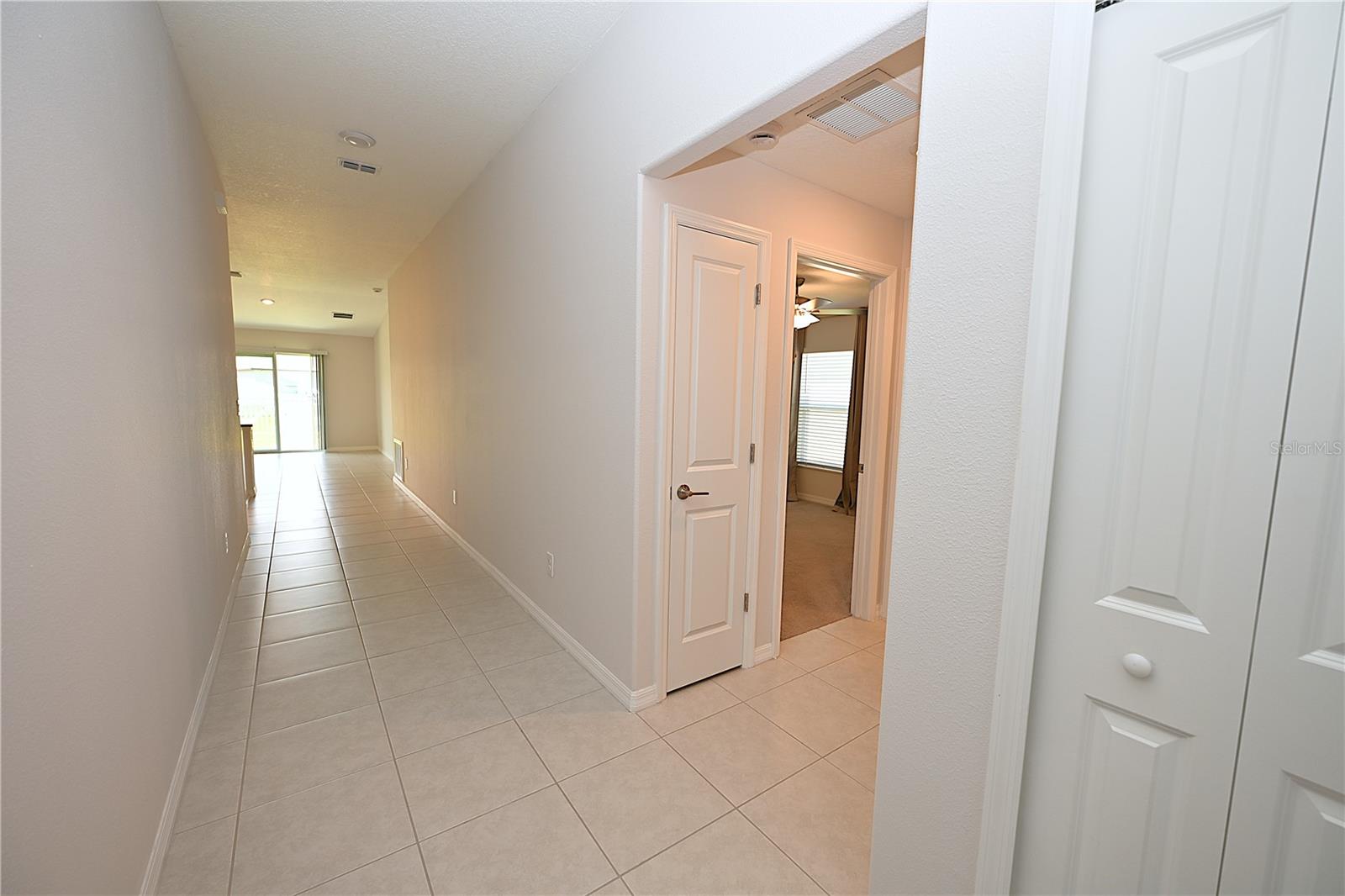 SADDLE CREEK - Residential Lease