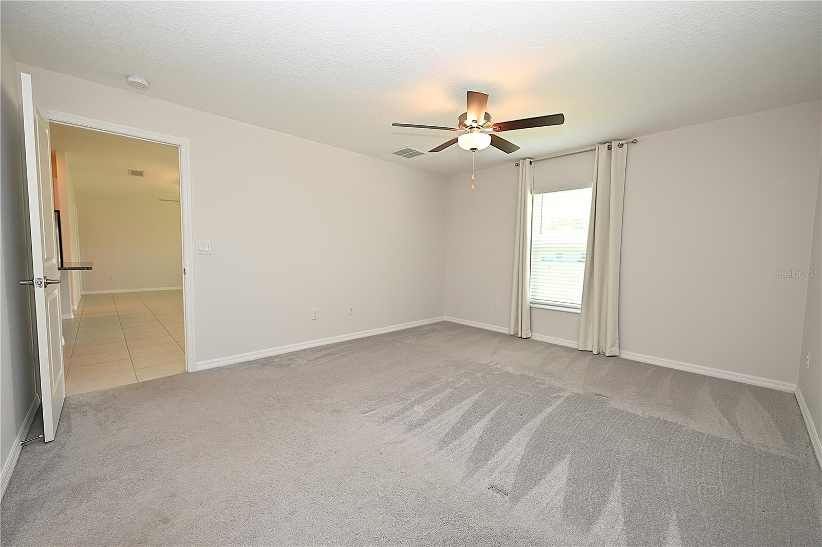SADDLE CREEK - Residential Lease