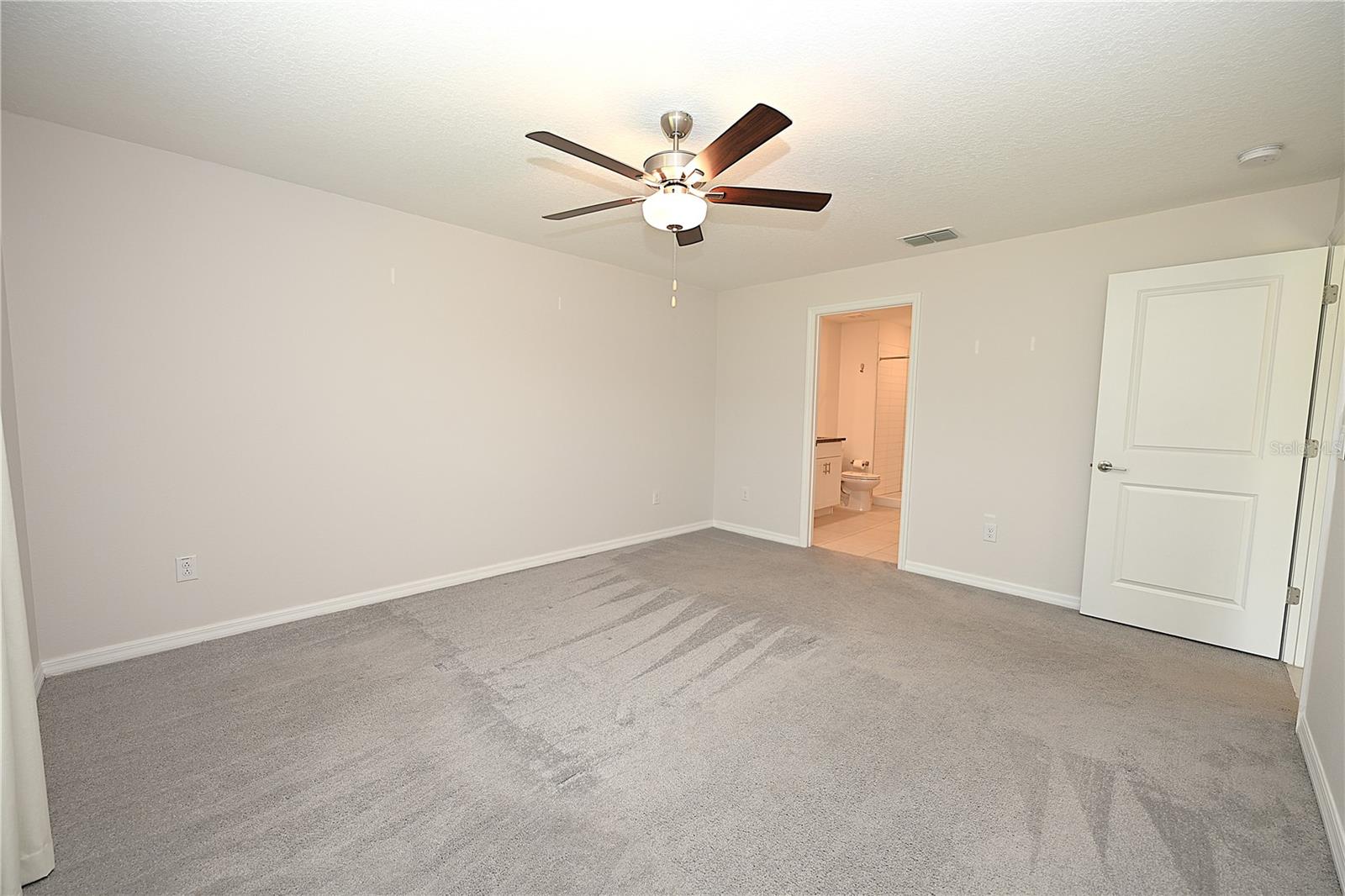 SADDLE CREEK - Residential Lease
