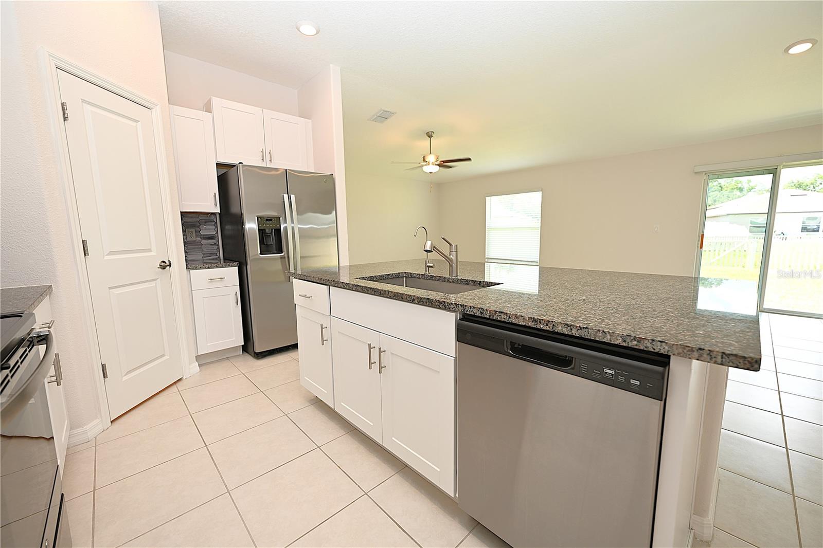SADDLE CREEK - Residential Lease