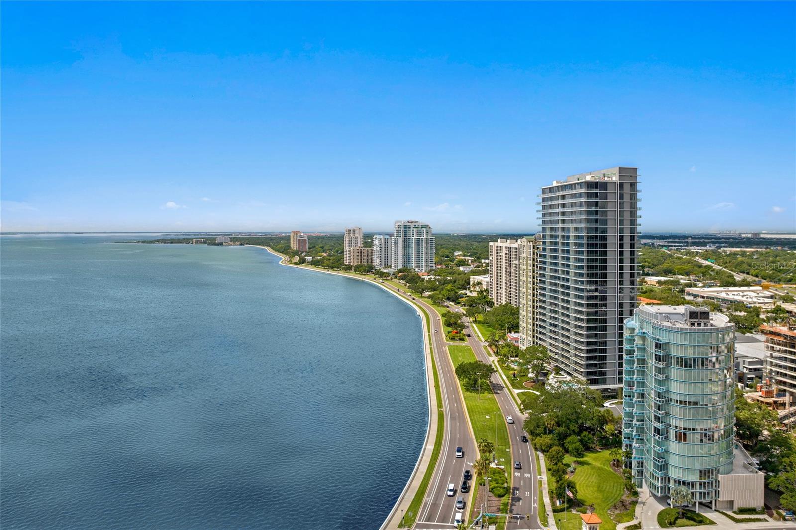 3105 BAY OAKS CONDO PCL #2304 - Residential