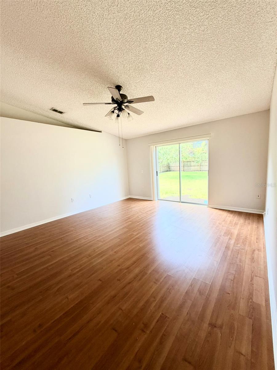 WEKIVA SPGS RESERVE PH 01 - Residential Lease
