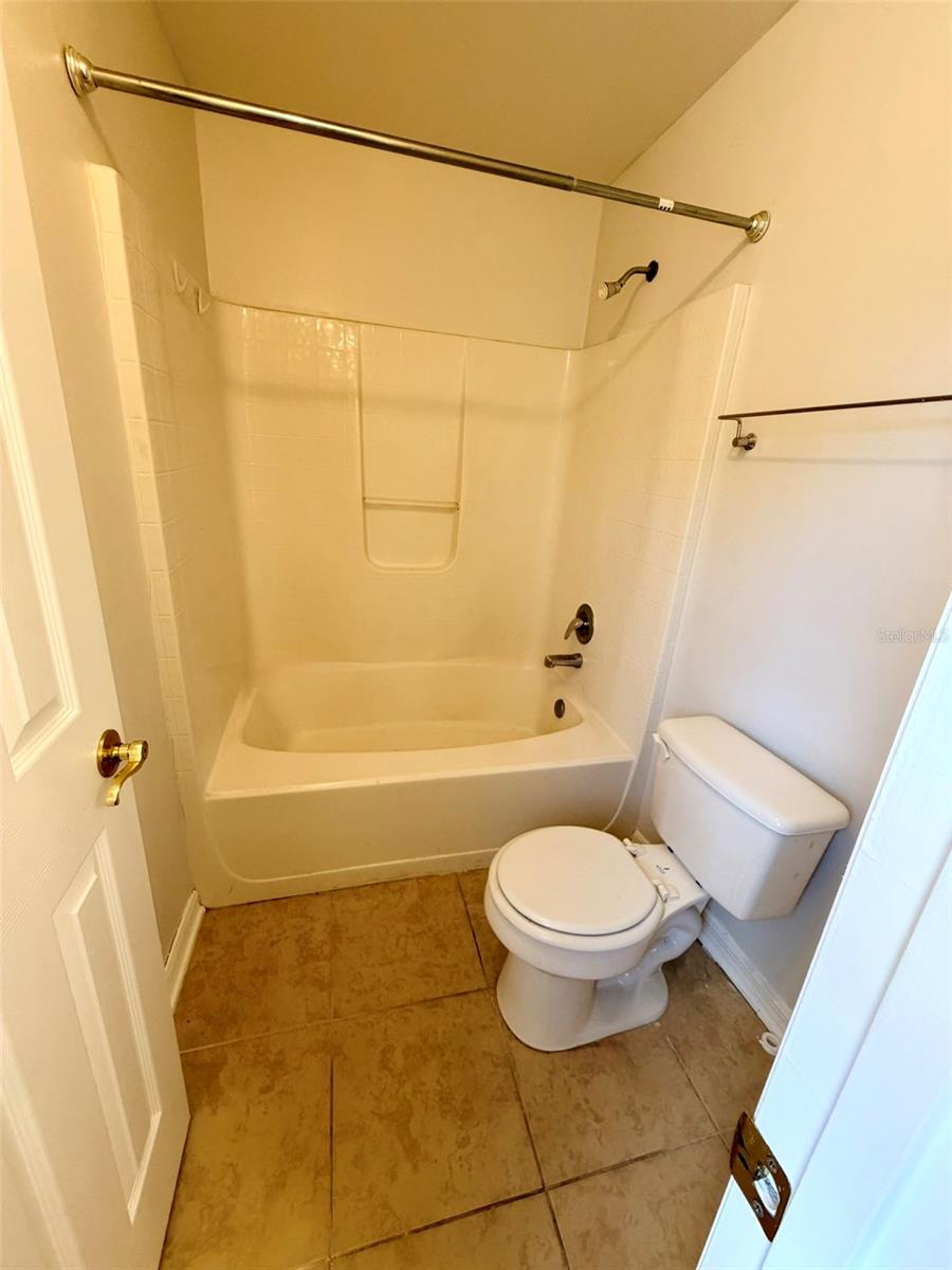 WEKIVA SPGS RESERVE PH 01 - Residential Lease