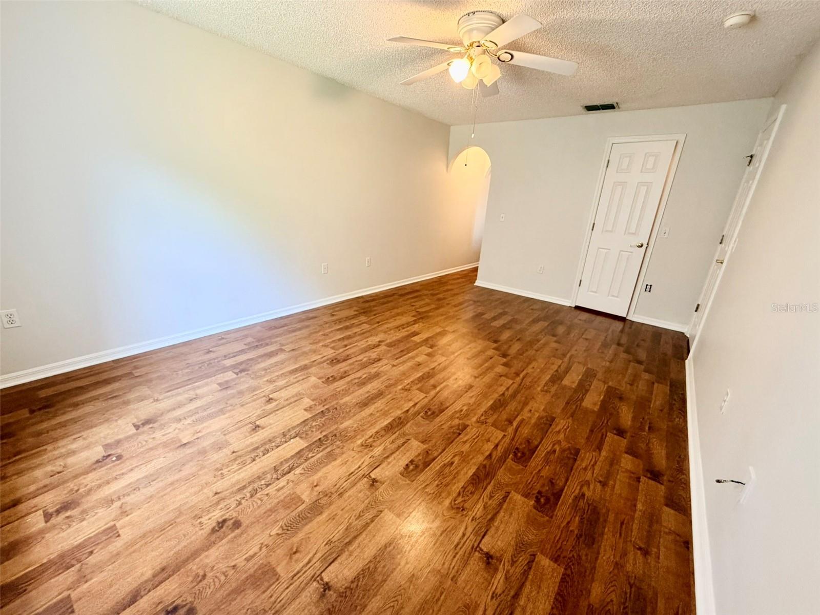 WEKIVA SPGS RESERVE PH 01 - Residential Lease