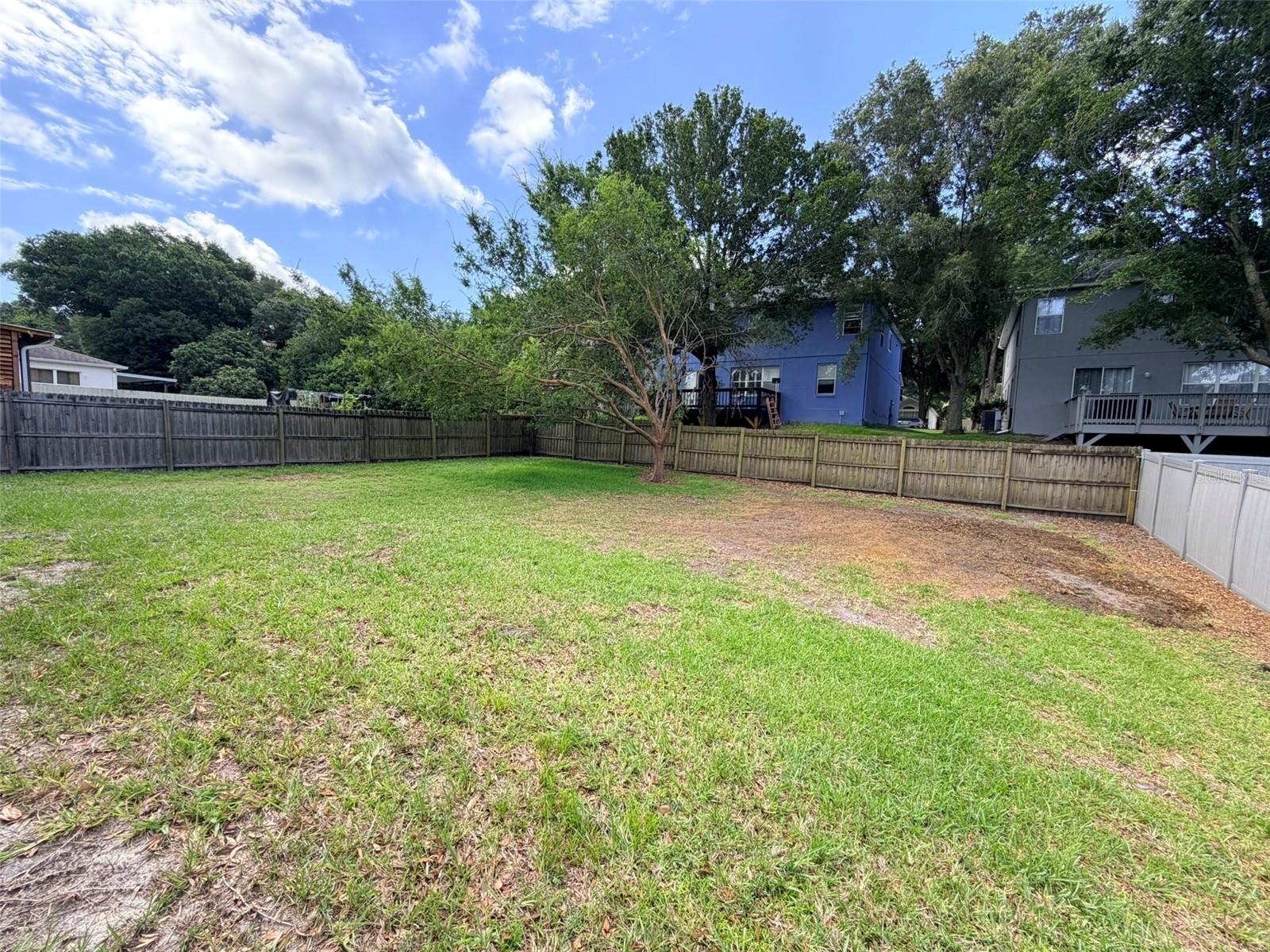 WEKIVA SPGS RESERVE PH 01 - Residential Lease