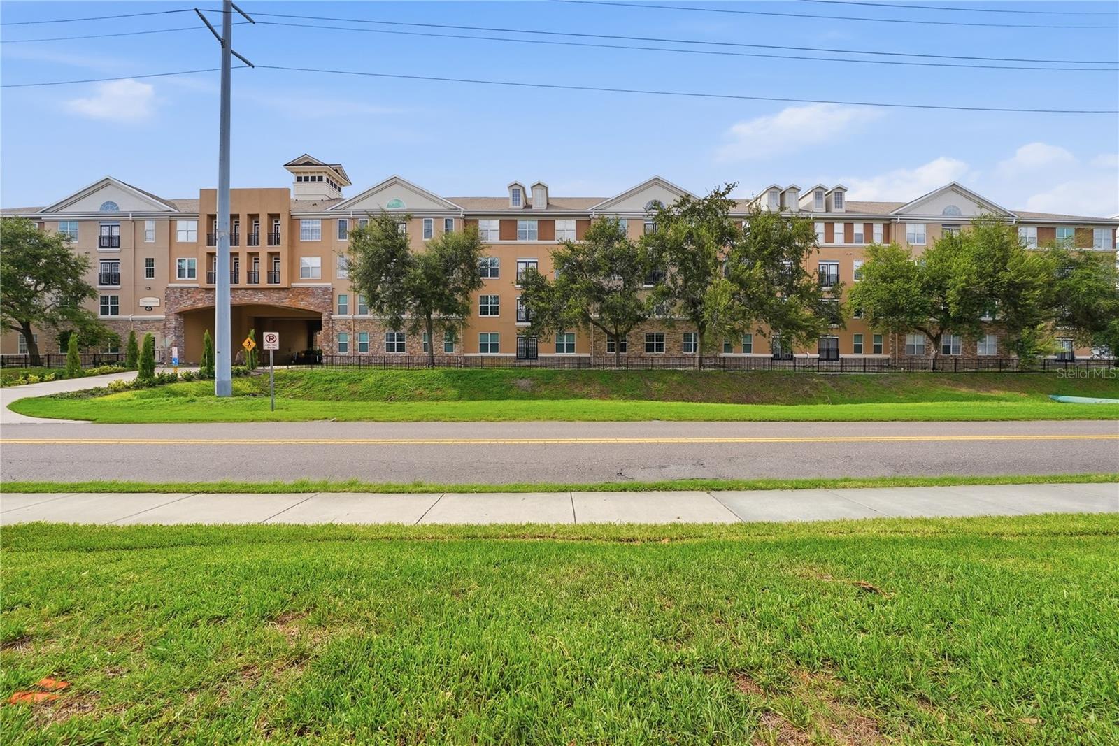 VILLA SONOMA AT INTERNATIONAL - Residential
