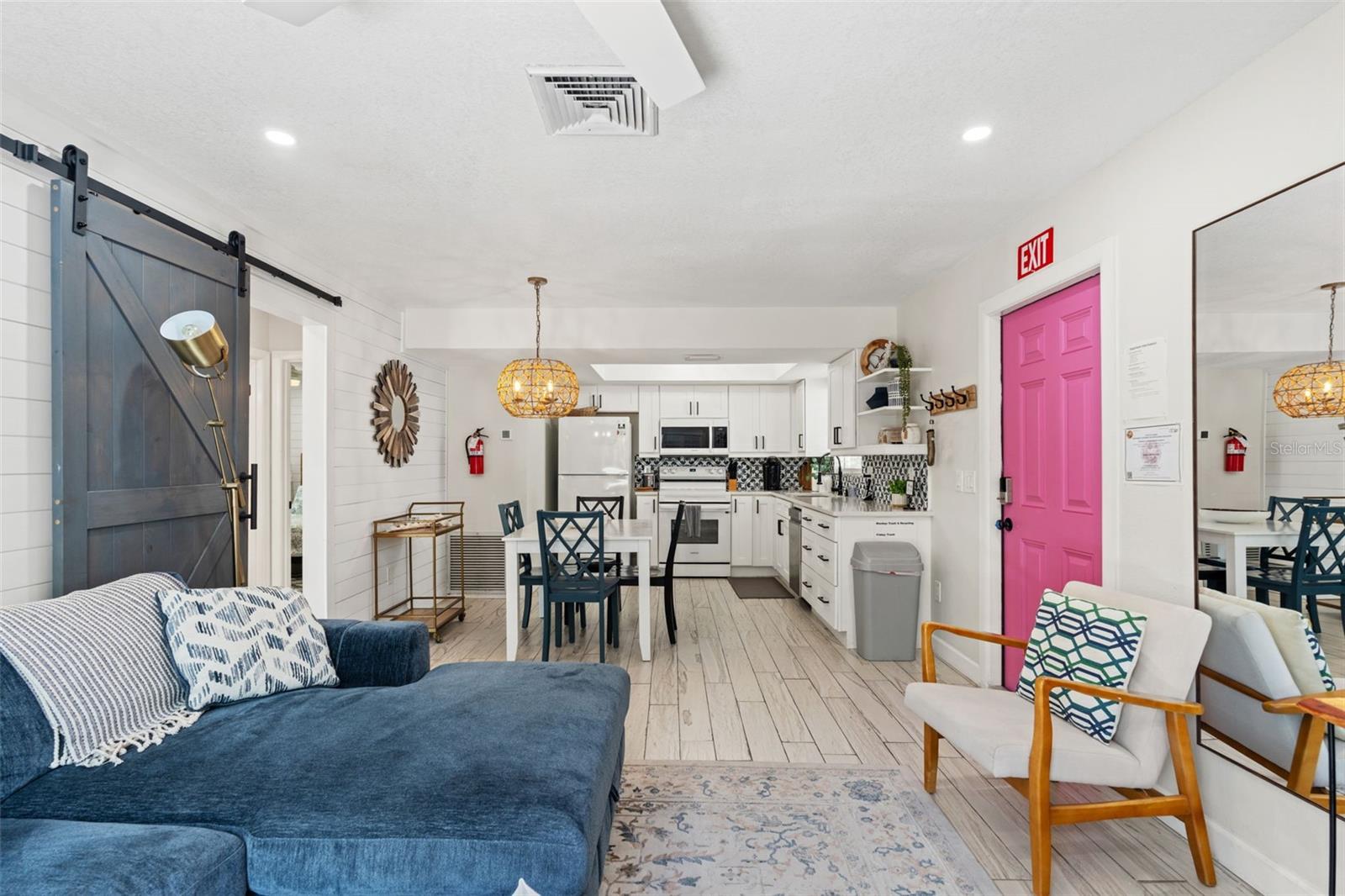 EDGEMERE - Residential Income