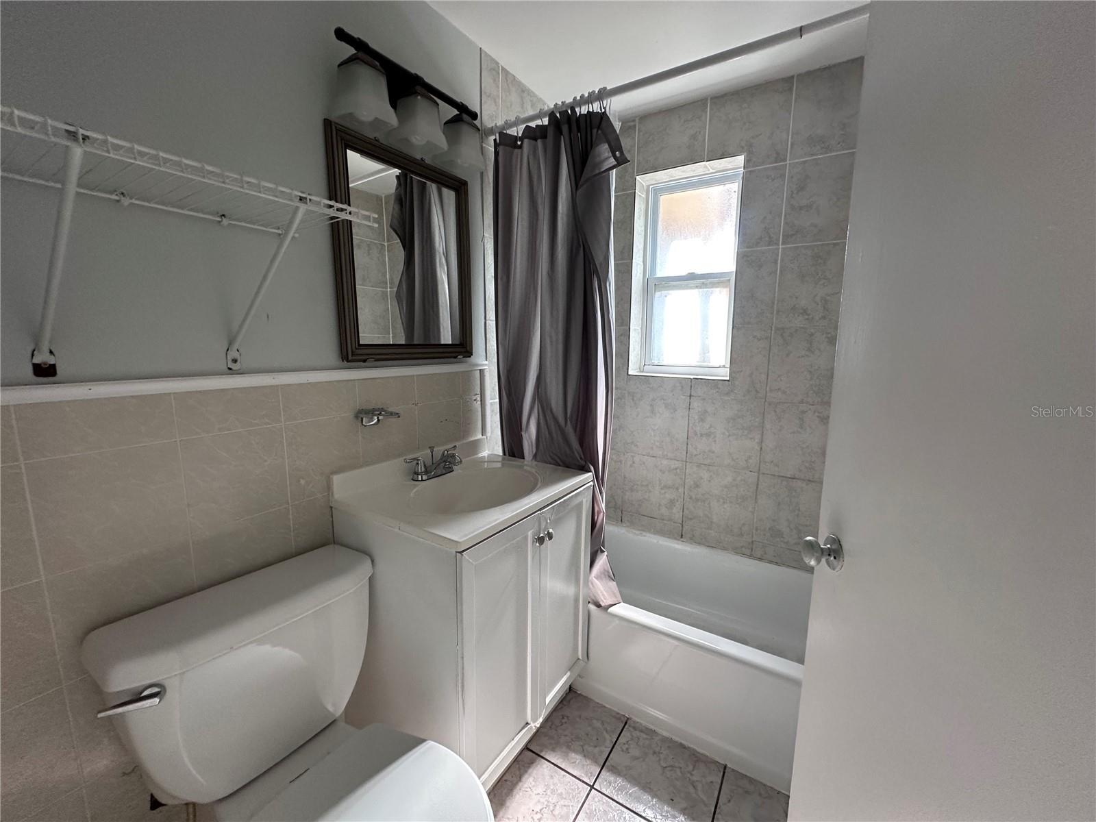 ORANGE LAKE VILLAGE - Residential Lease