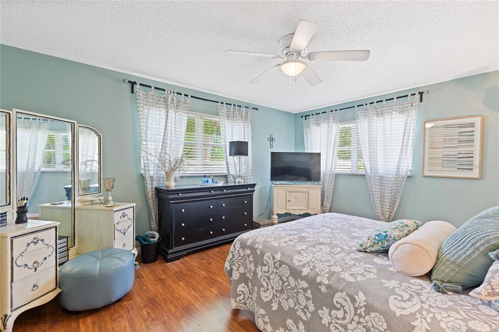 HEATHER RIDGE VILLAS IV CONDO - Residential