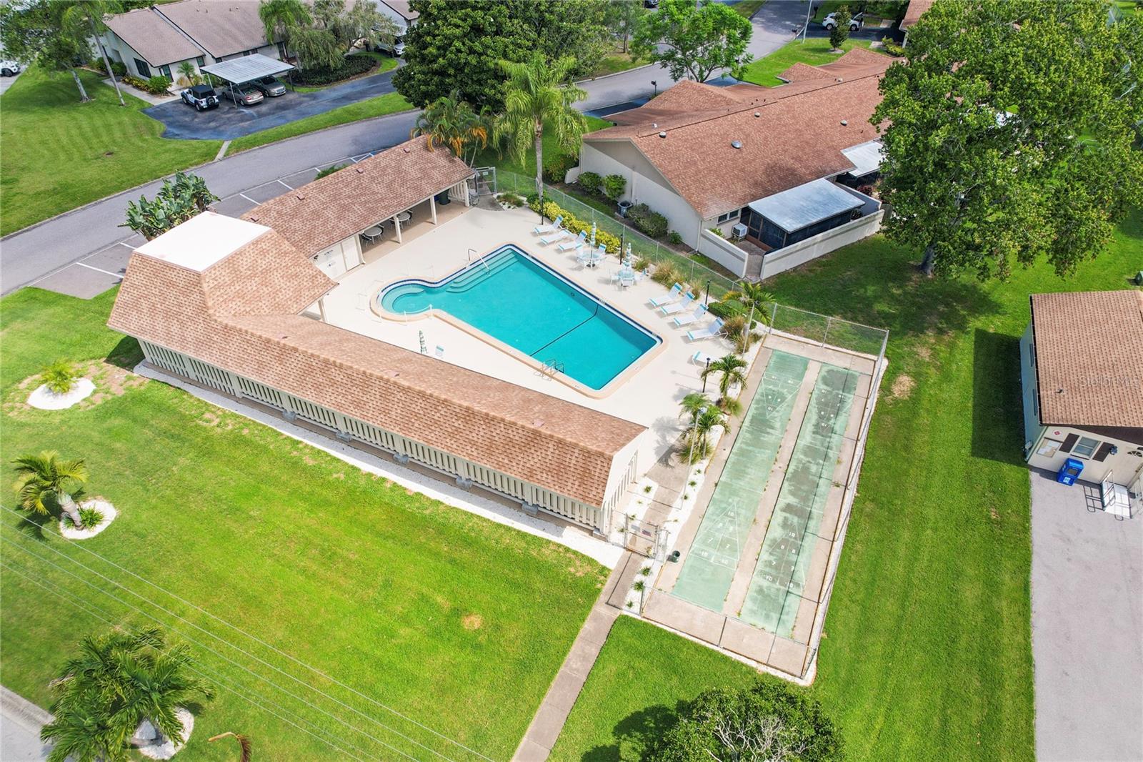 HEATHER RIDGE VILLAS IV CONDO - Residential