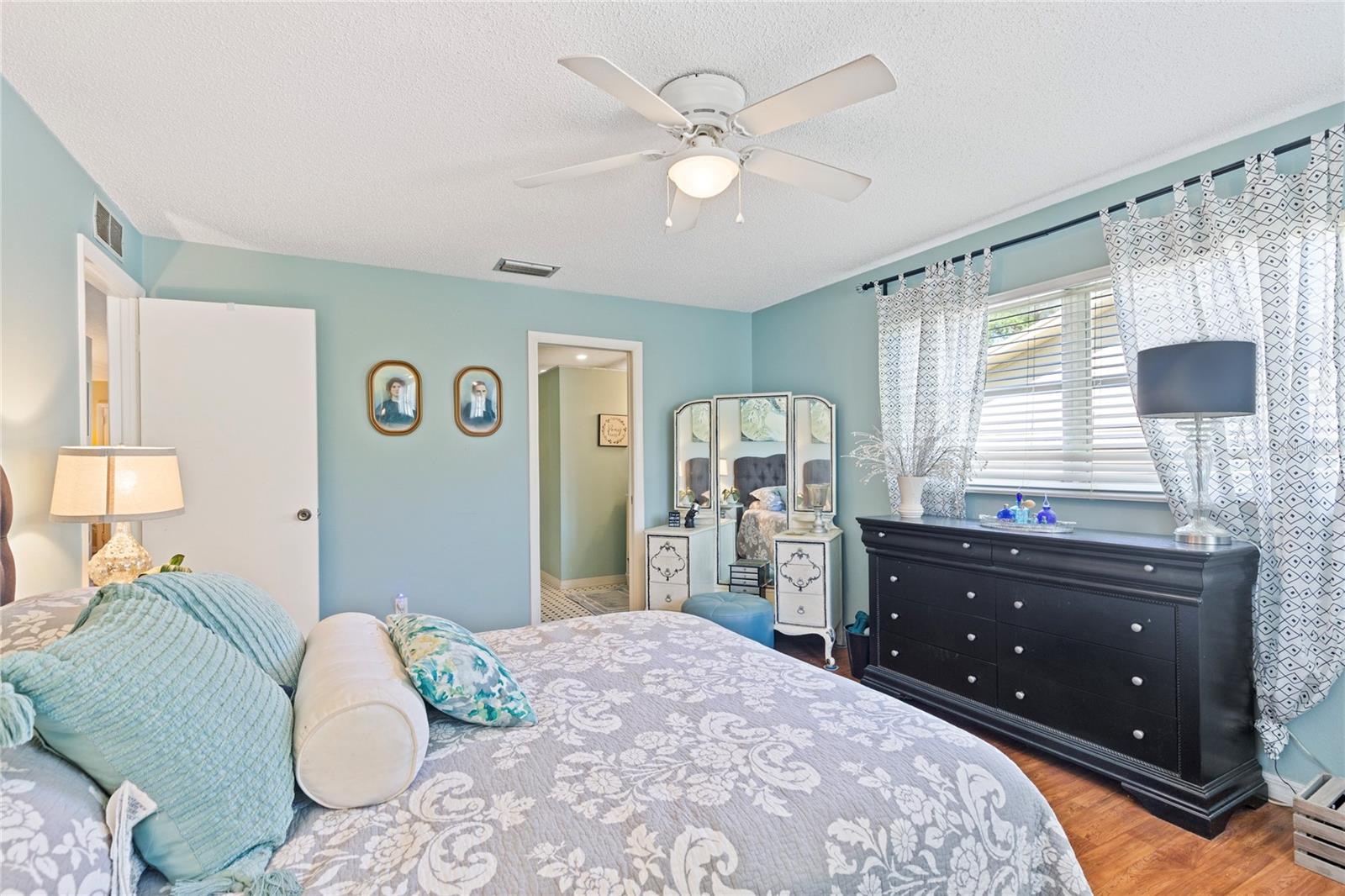 HEATHER RIDGE VILLAS IV CONDO - Residential