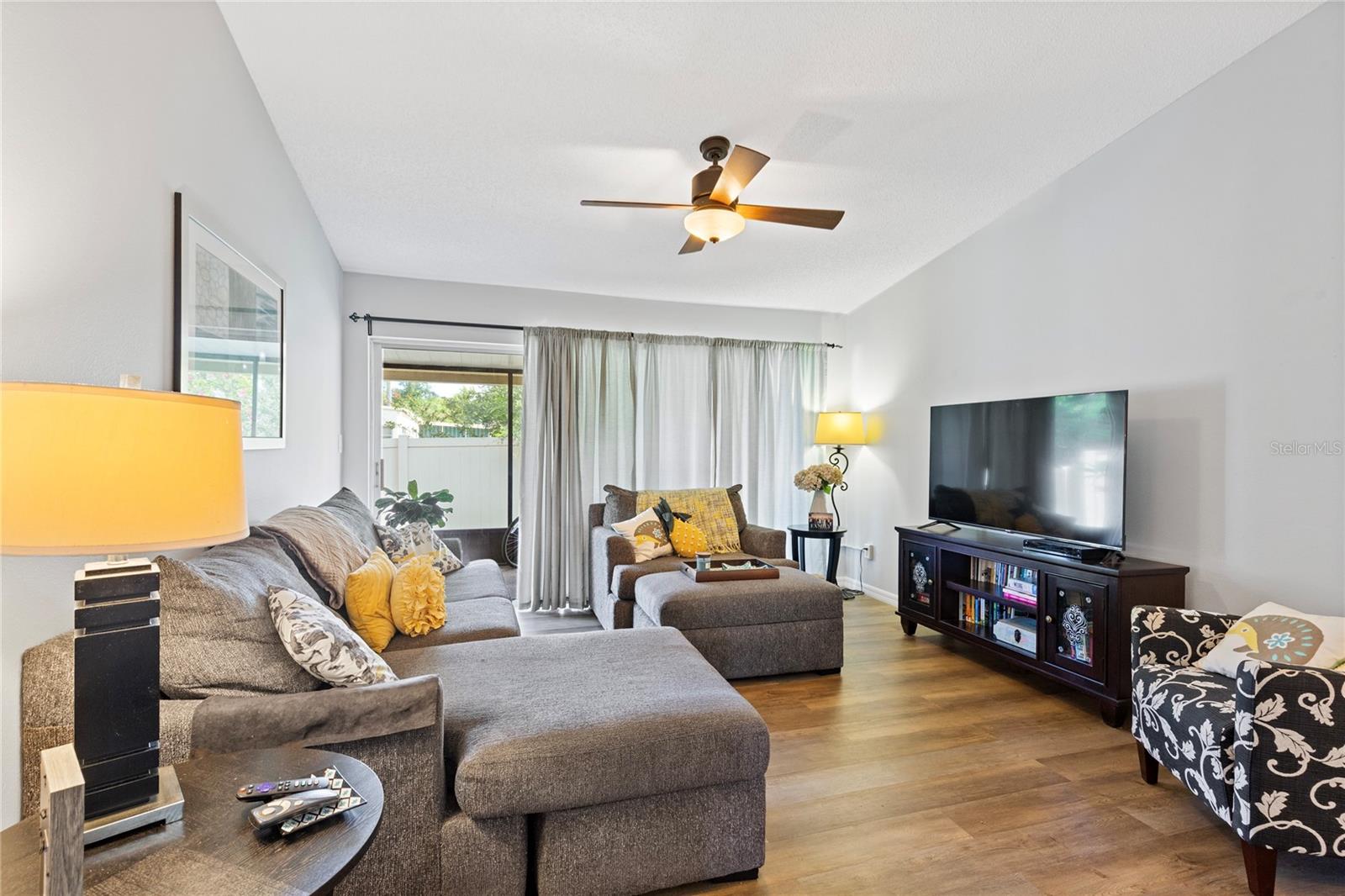 HEATHER RIDGE VILLAS IV CONDO - Residential