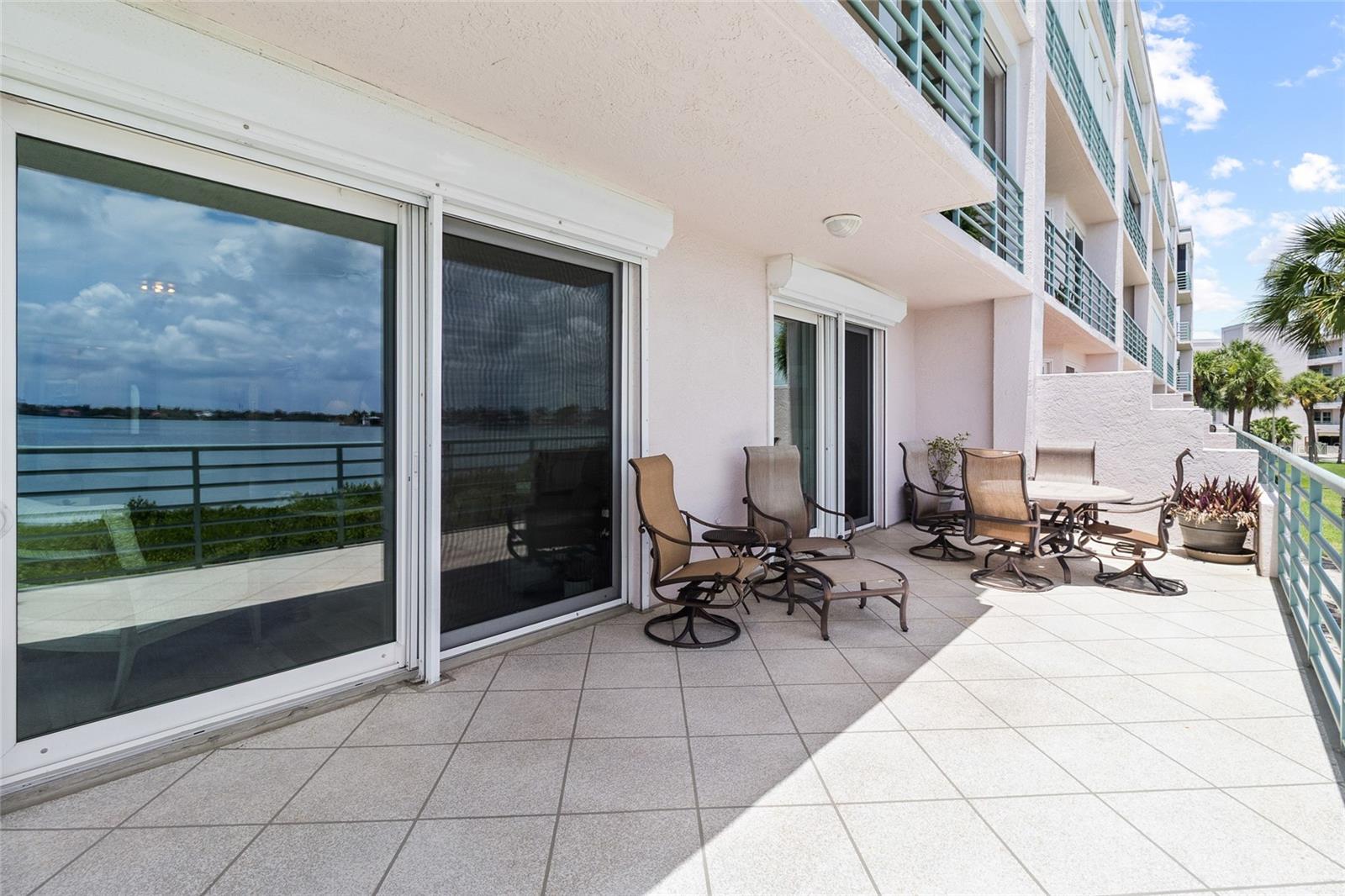 CORAL POINTE - Residential