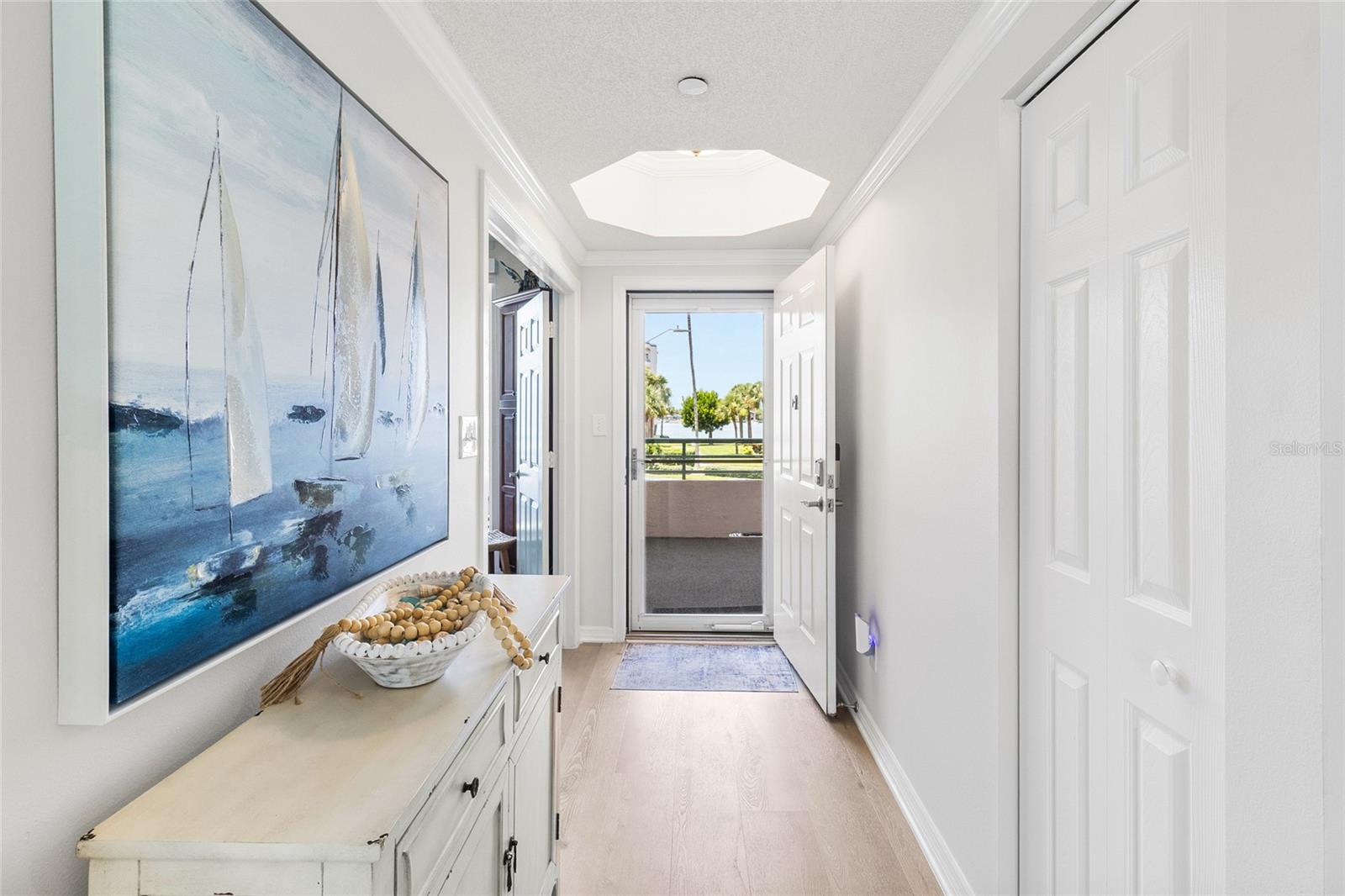 CORAL POINTE - Residential