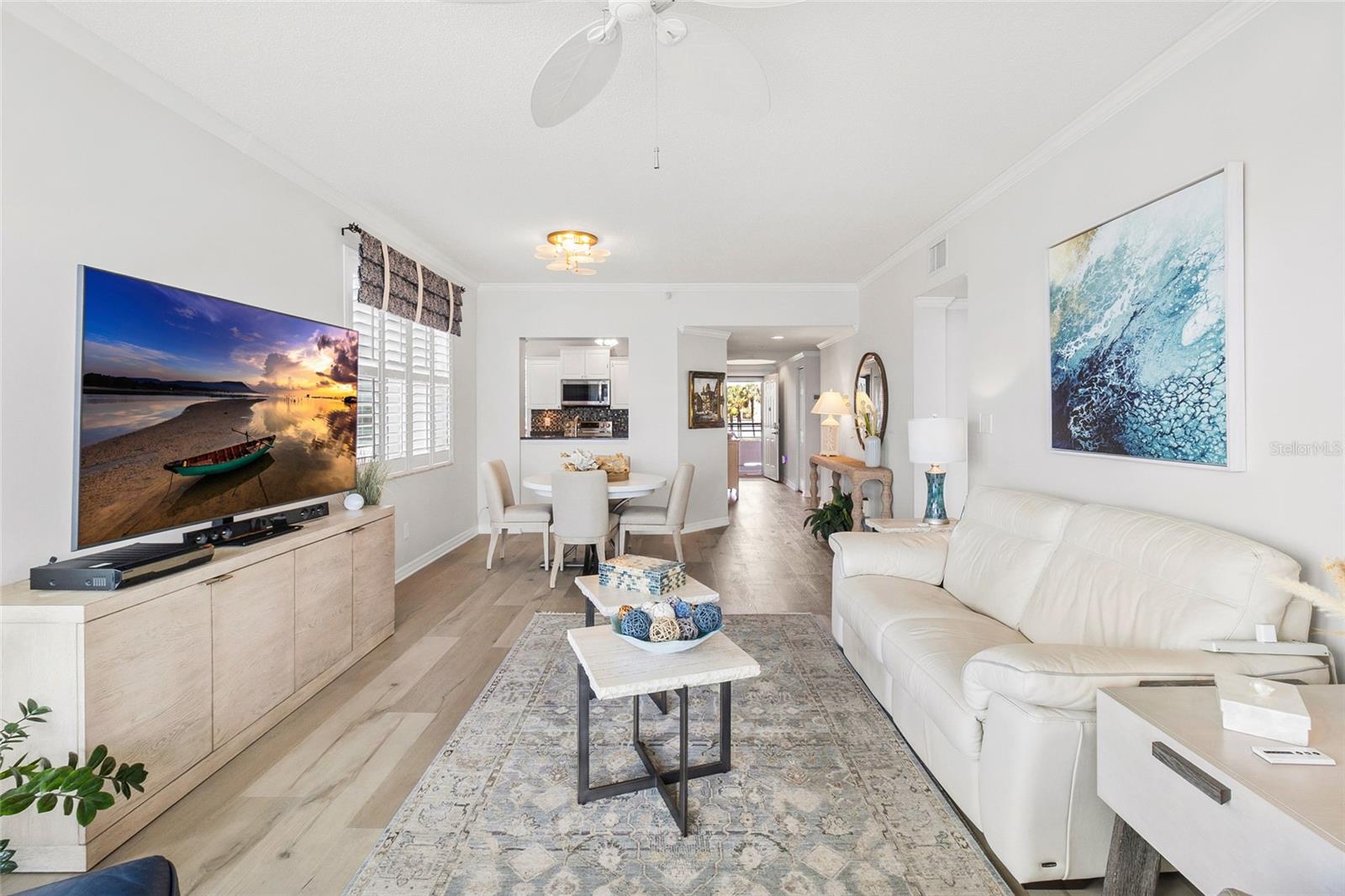 CORAL POINTE - Residential