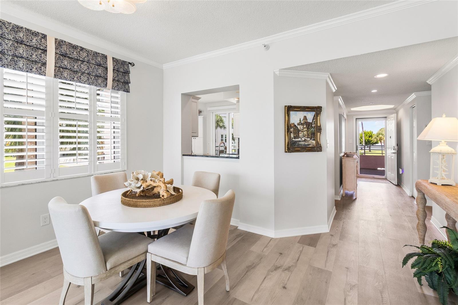 CORAL POINTE - Residential