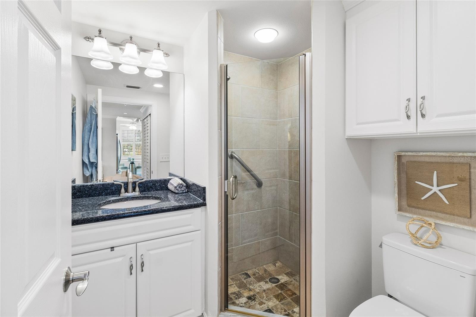 CORAL POINTE - Residential