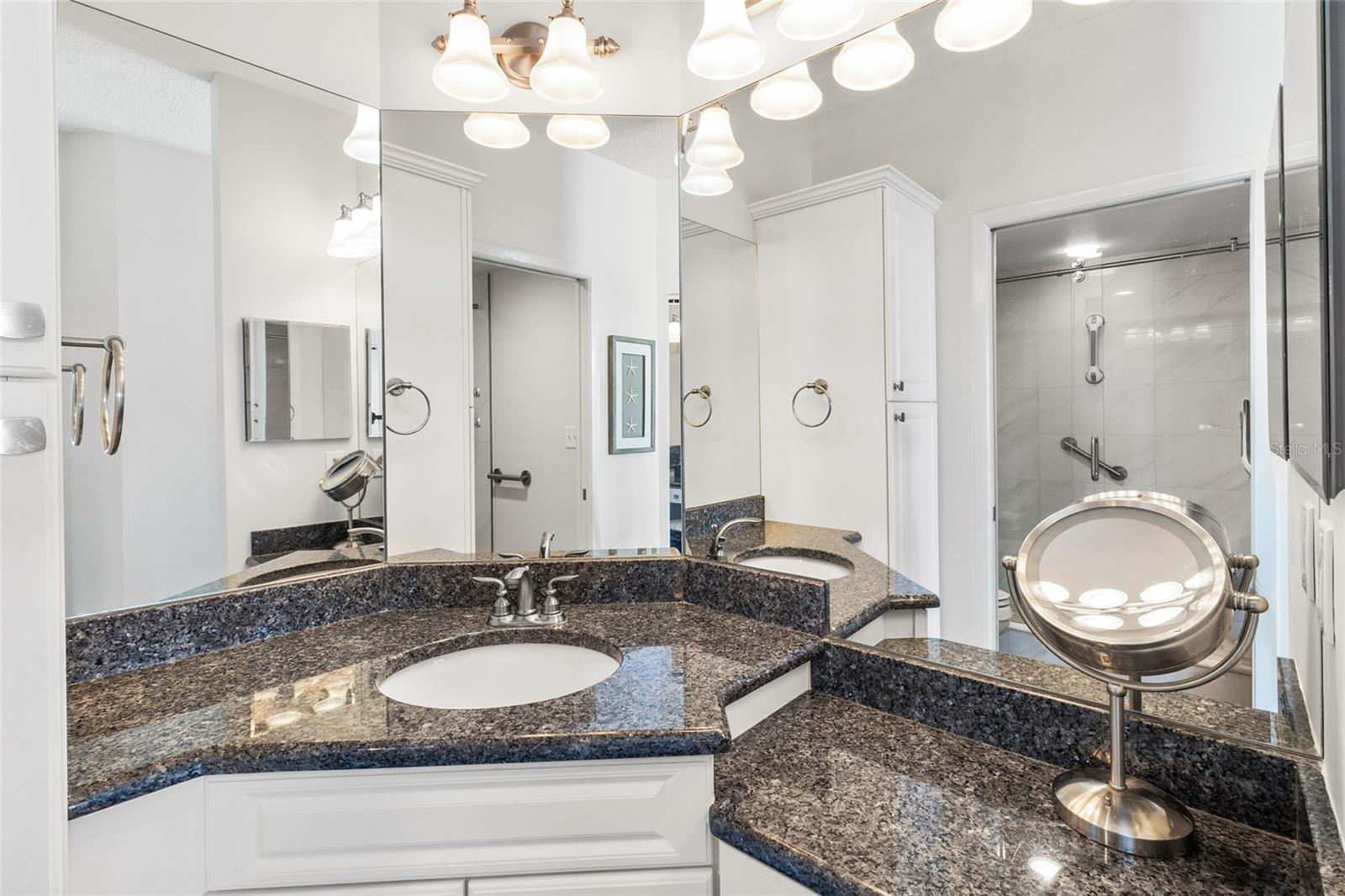CORAL POINTE - Residential