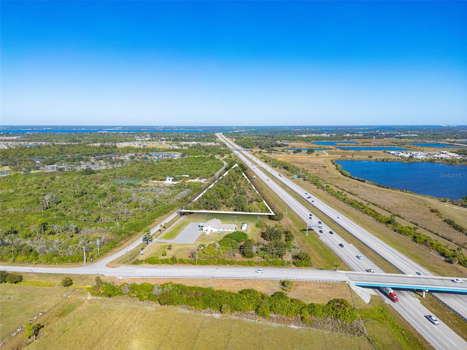 ACREAGE - Land