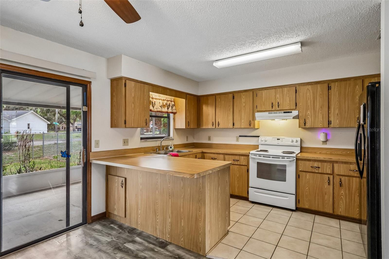 TRACYS POINT - Residential
