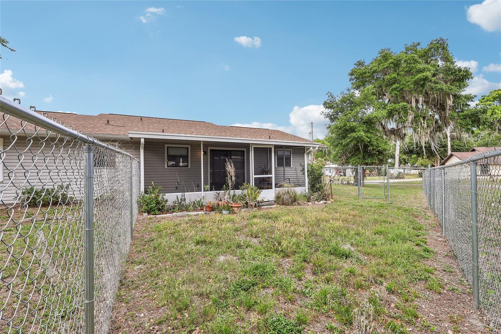 TRACYS POINT - Residential