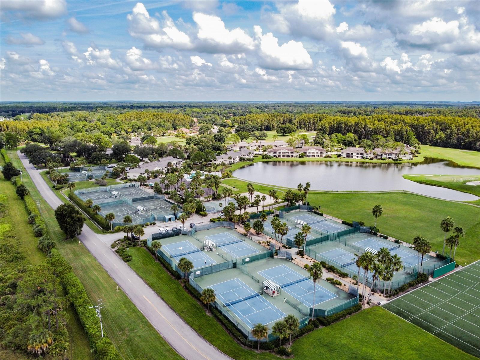 SADDLEBROOK FAIRWAY VILLAGE BLUE HERON - Residential