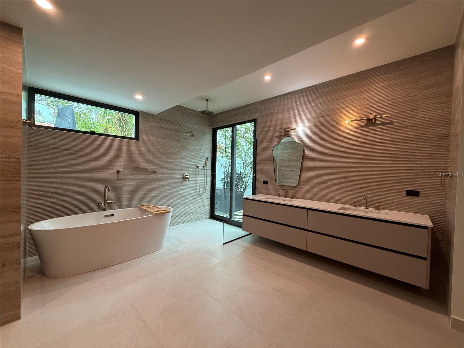 SABANERA DORADO - Residential