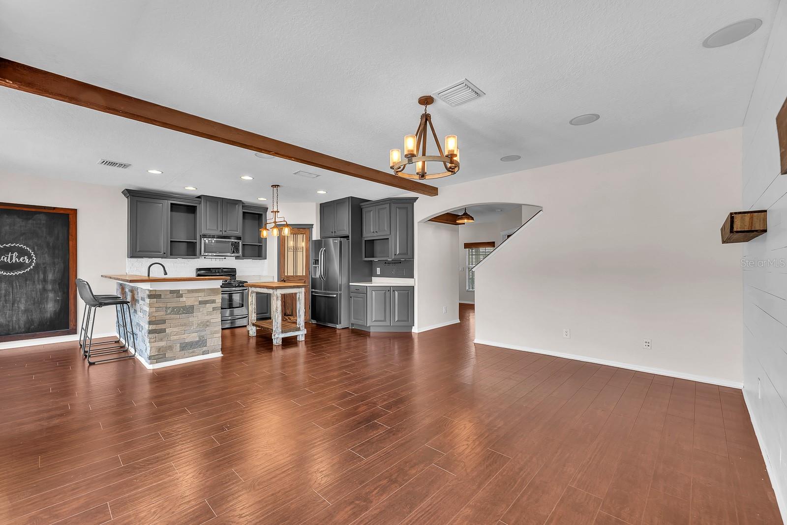 FISHHAWK RANCH TOWNCENTER PHAS - Residential
