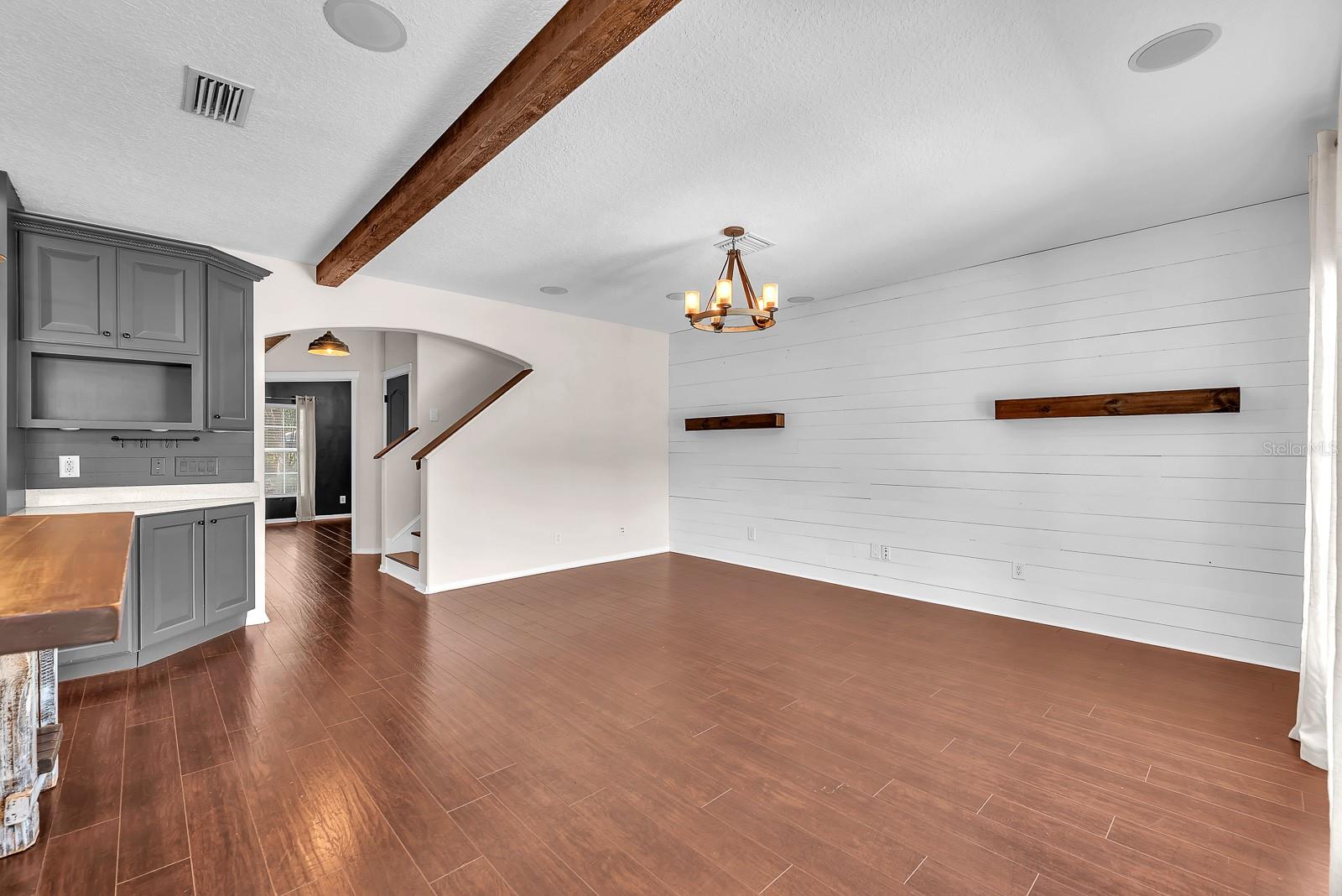 FISHHAWK RANCH TOWNCENTER PHAS - Residential
