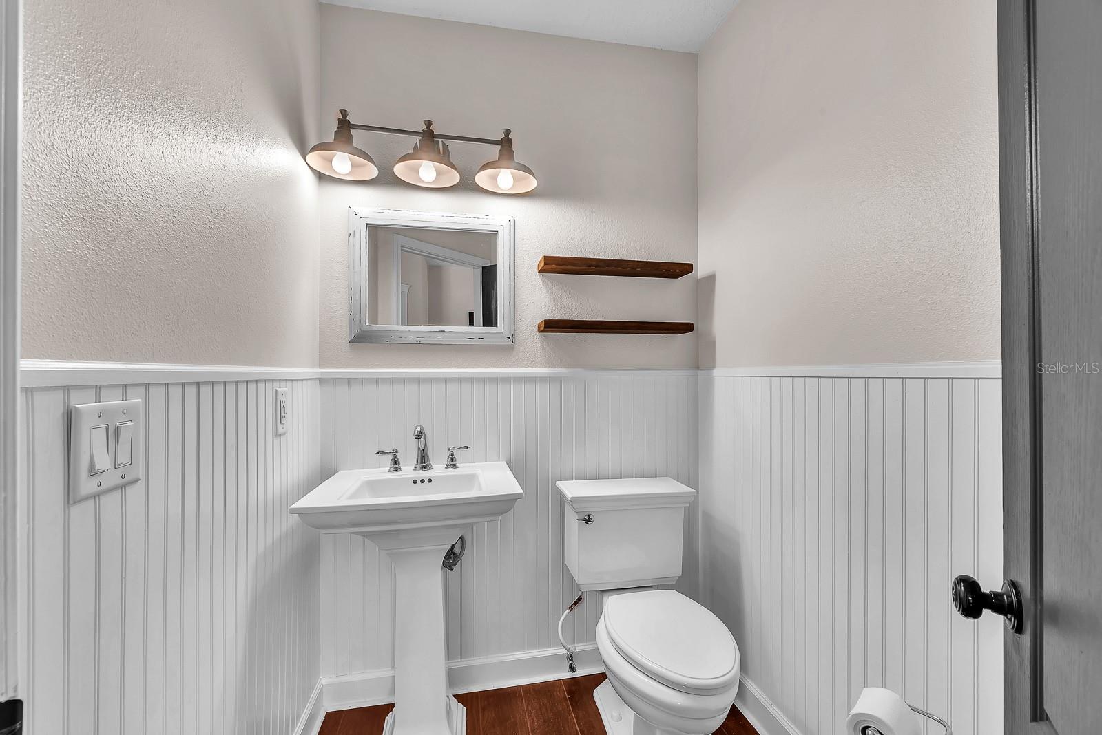 FISHHAWK RANCH TOWNCENTER PHAS - Residential