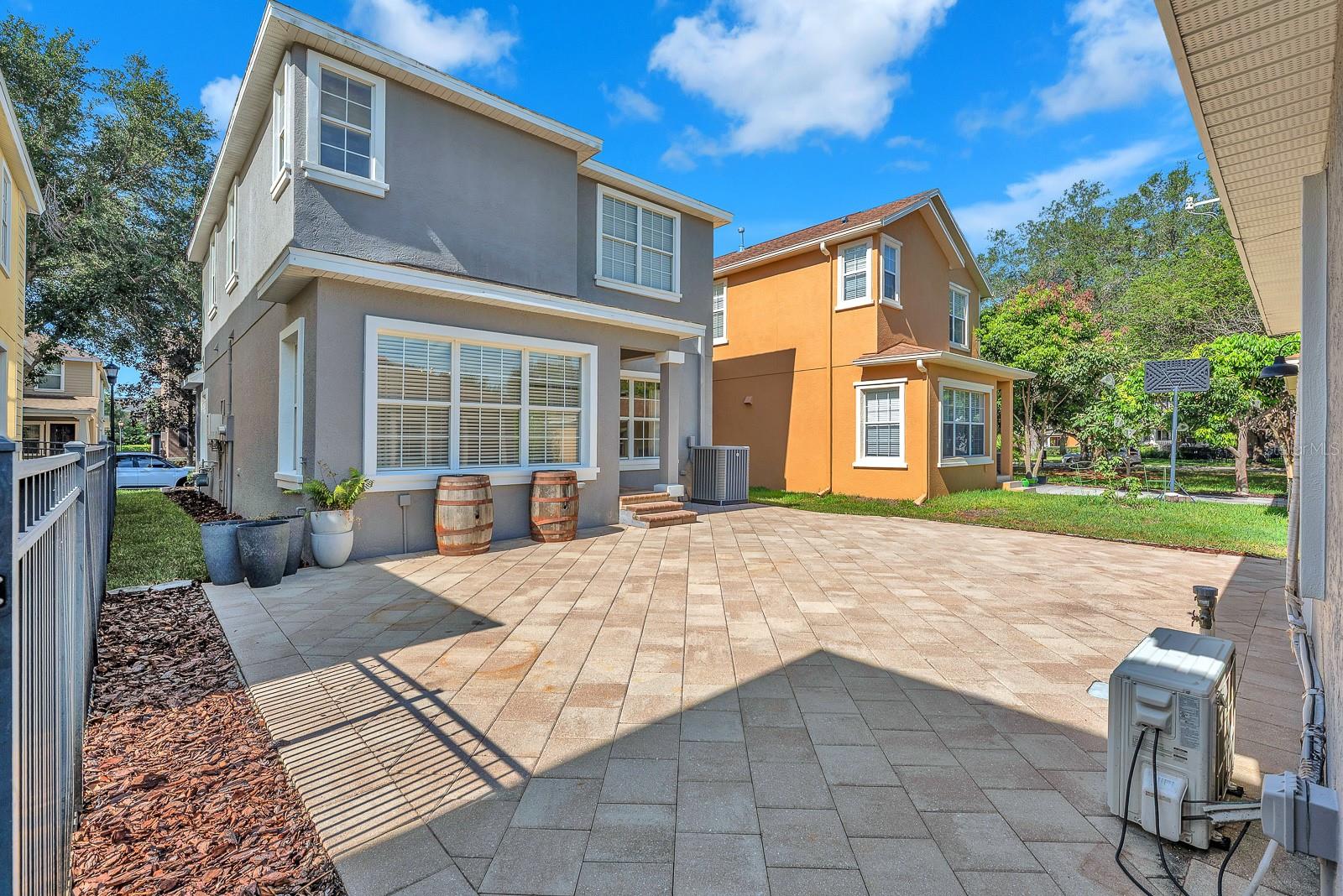 FISHHAWK RANCH TOWNCENTER PHAS - Residential