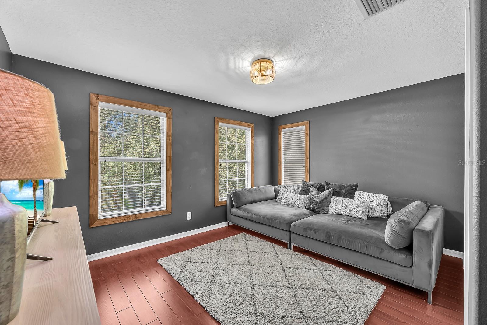 FISHHAWK RANCH TOWNCENTER PHAS - Residential