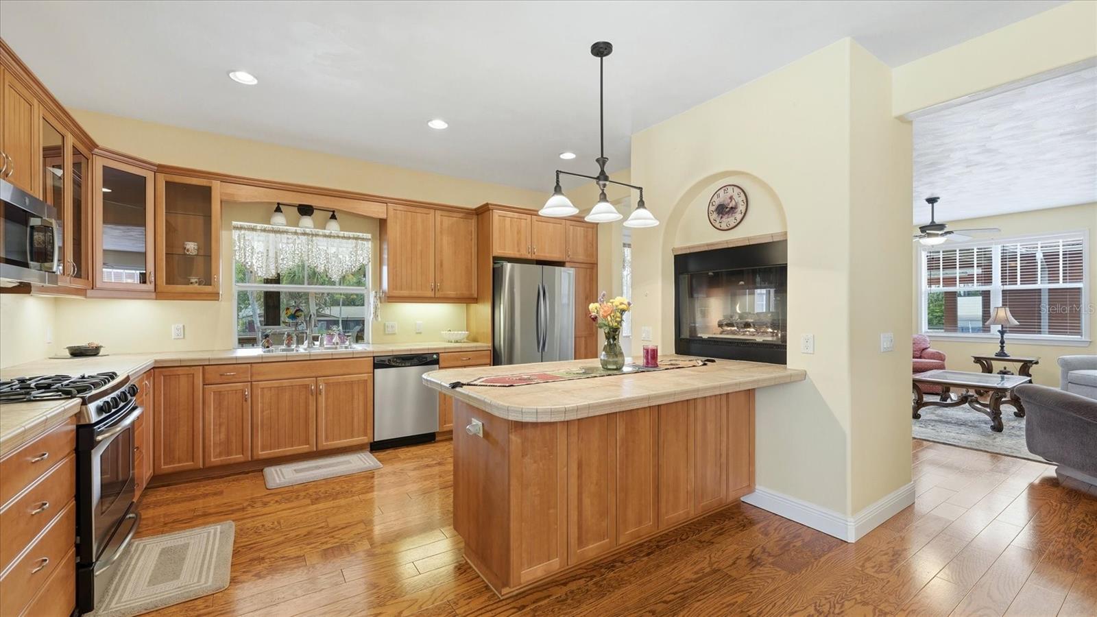 ENGLEWOOD SUB OF GROVE LT 90 - Residential