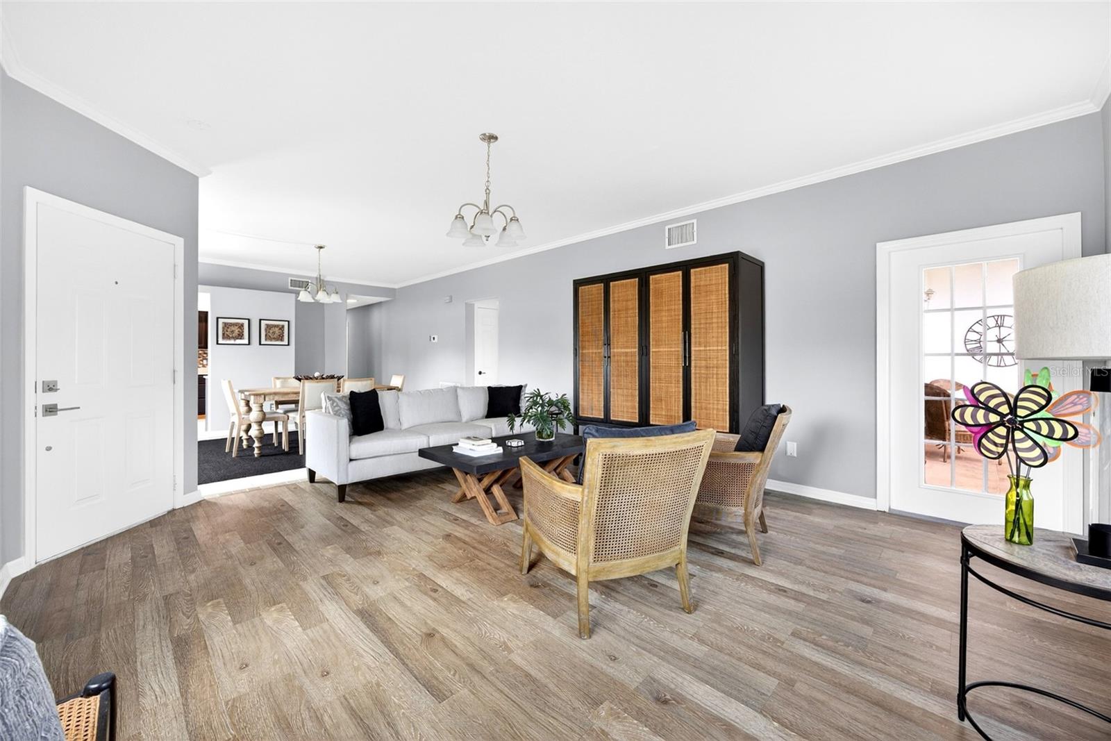 7 LAKES CONDO 01 - Residential