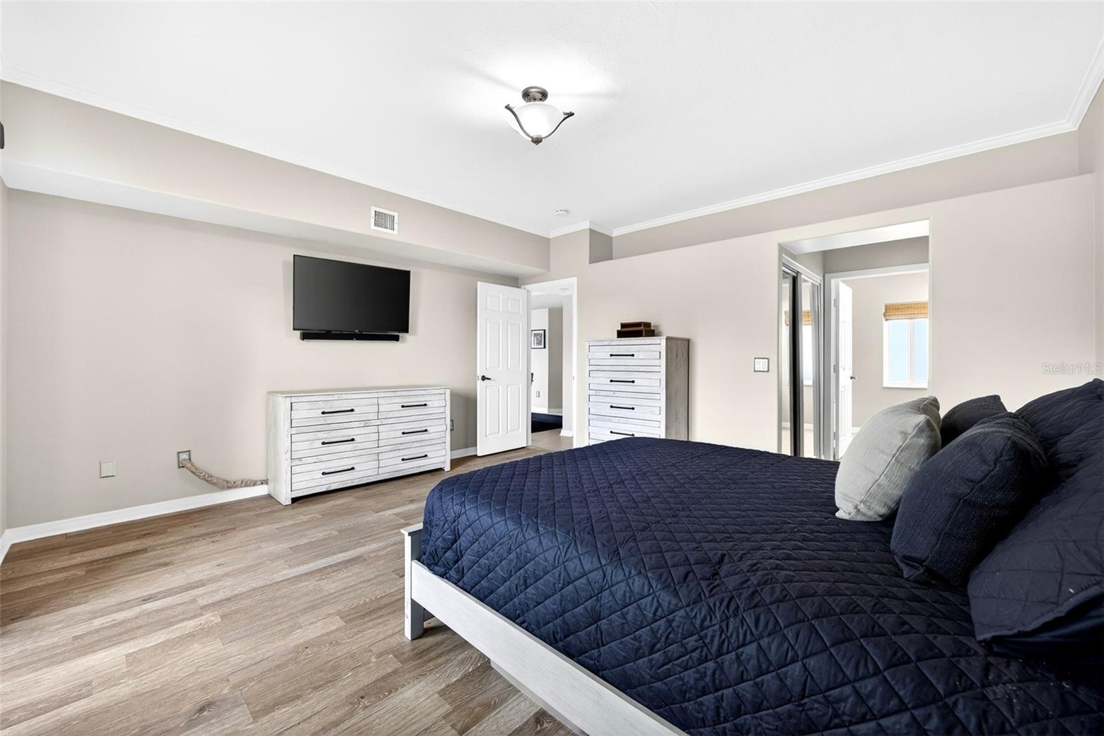 7 LAKES CONDO 01 - Residential