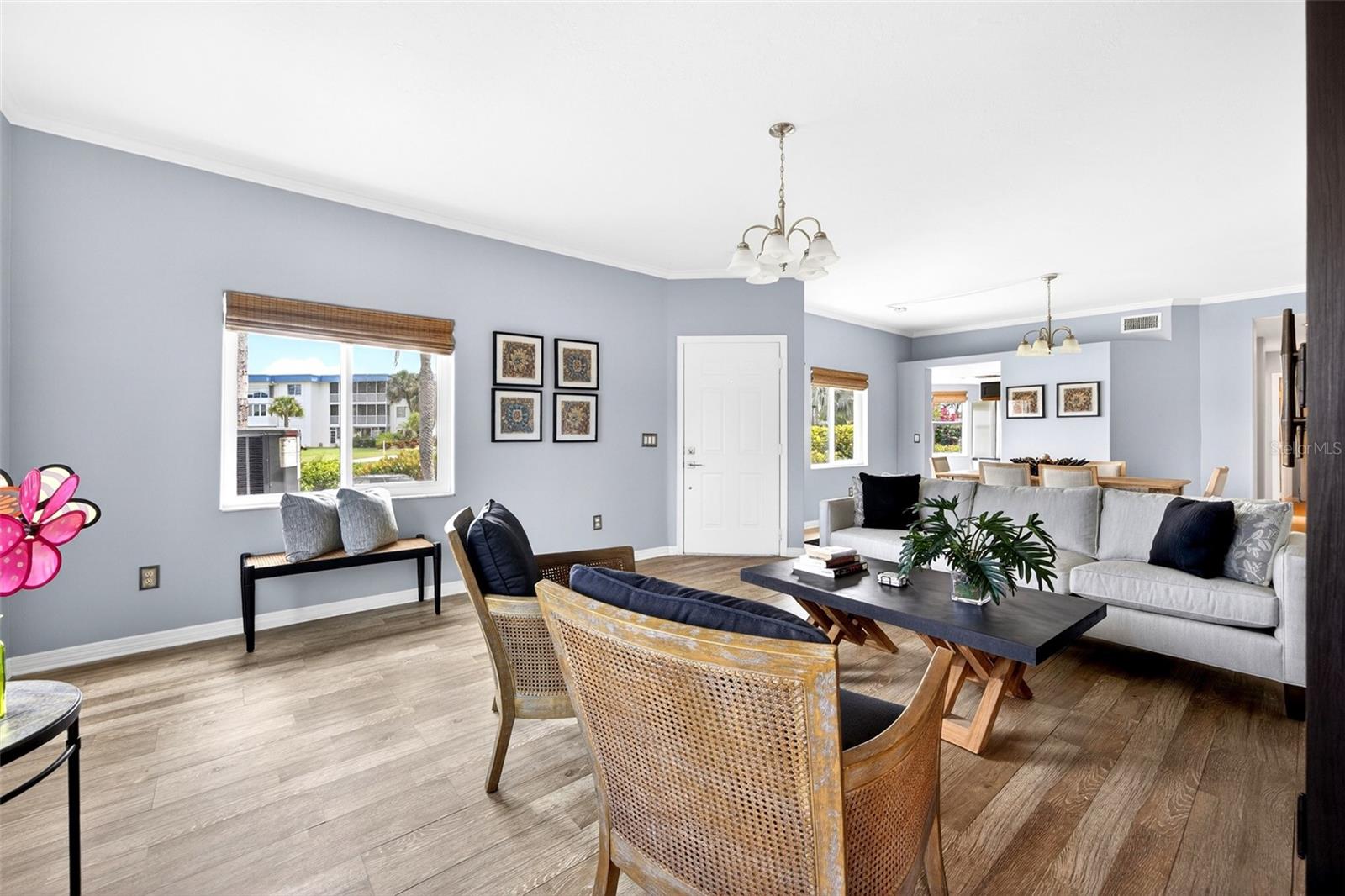 7 LAKES CONDO 01 - Residential